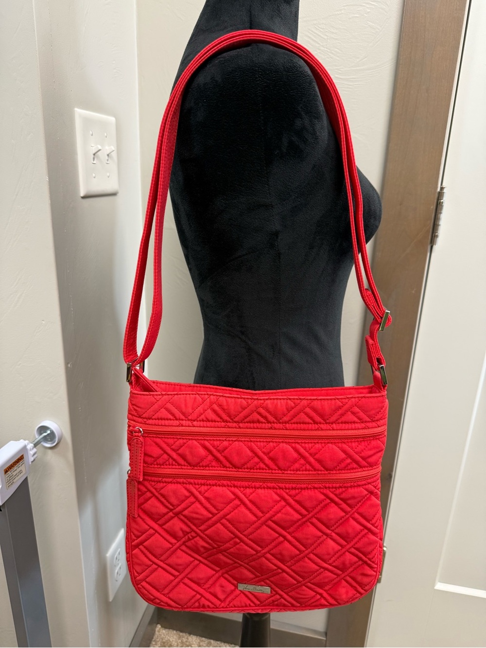 Vera Bradley Triple Zip Hipster Red Quilted Crossbody Purse Bag Adjustable 11x12